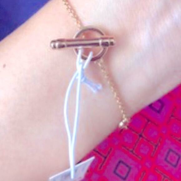 Tory Burch Gold Logo Toggle Bracelet - Picture 4 of 6